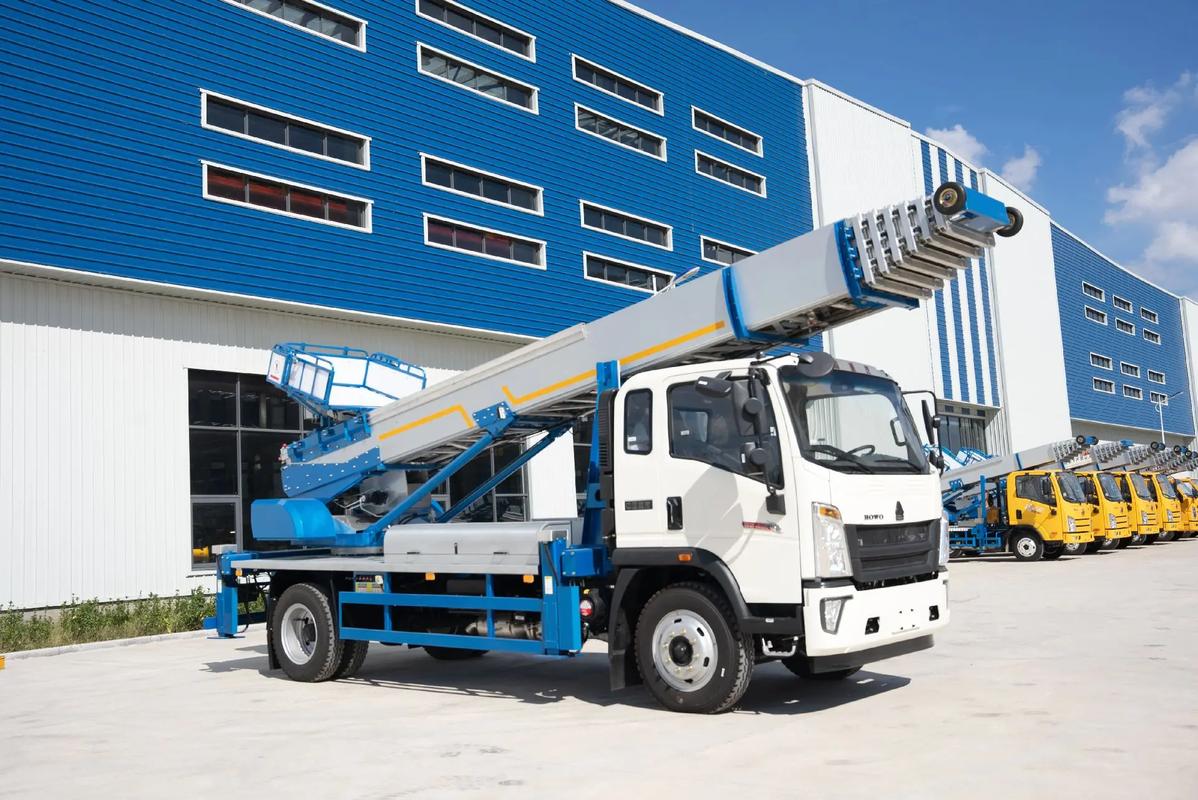 湖口县出租云梯车高空作业车 建筑垃圾搬运